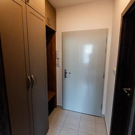Apartmán V Centru Zelezne Rudy Se Zahradkou *